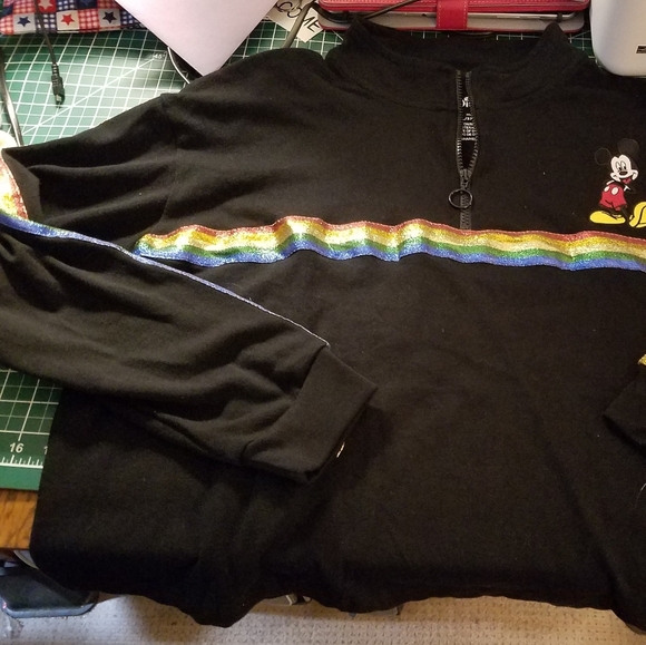 Disney Mickey Mouse Sweatershirt 3xl (21) Black - Picture 2 of 4